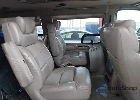 2002 Ford E-150 Commercial/Recreational from USA, damaged, VIN 1FDRE14L52HB52844